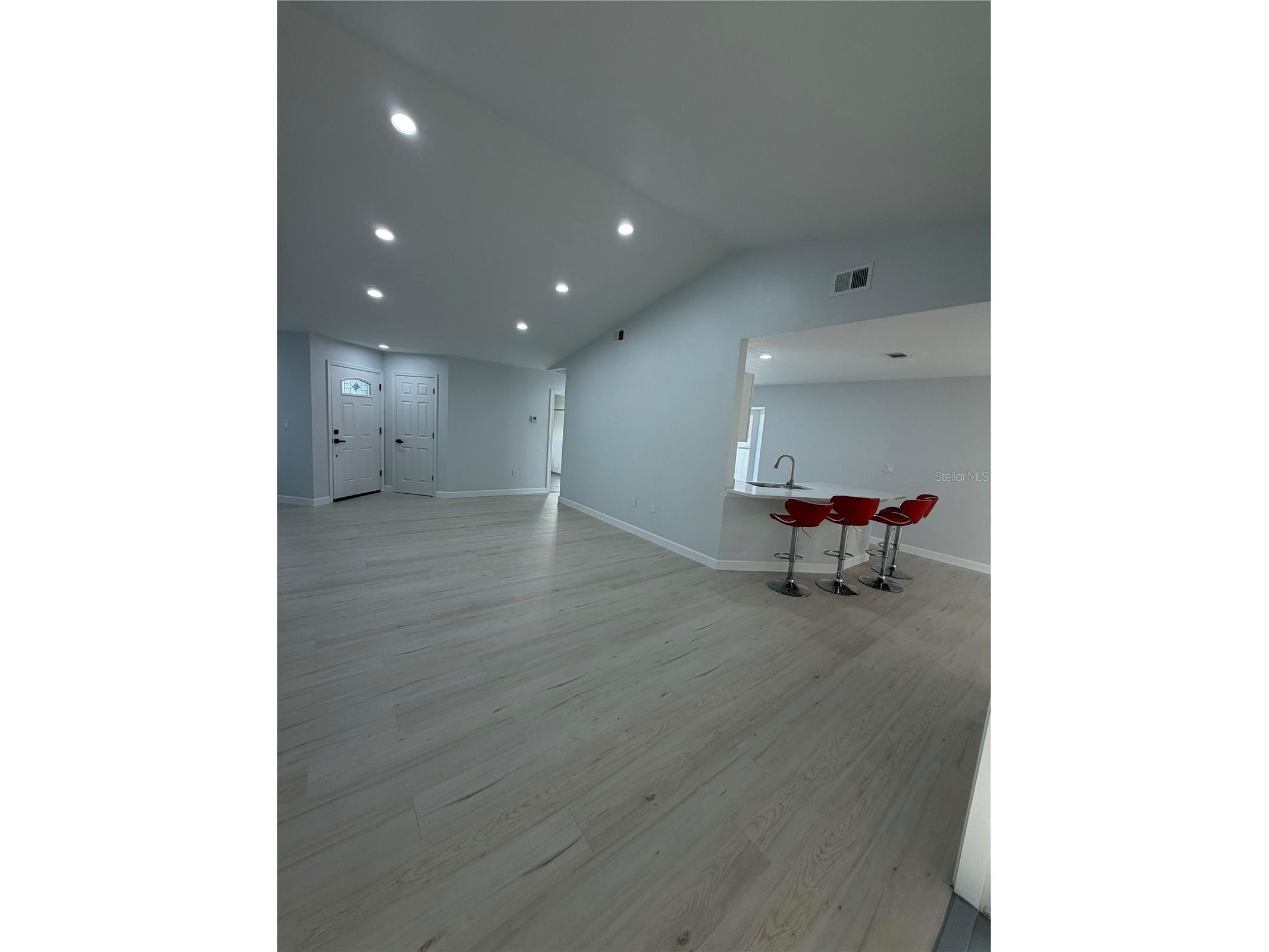 6928 43rd Court E Sarasota FL 34243 A4676085 image25