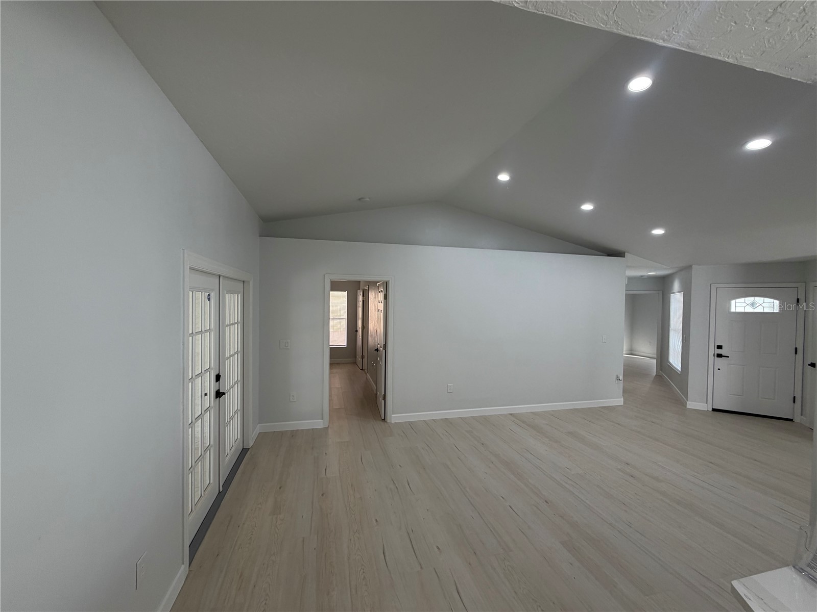 6928 43rd Court E Sarasota FL 34243 A4676085 image60