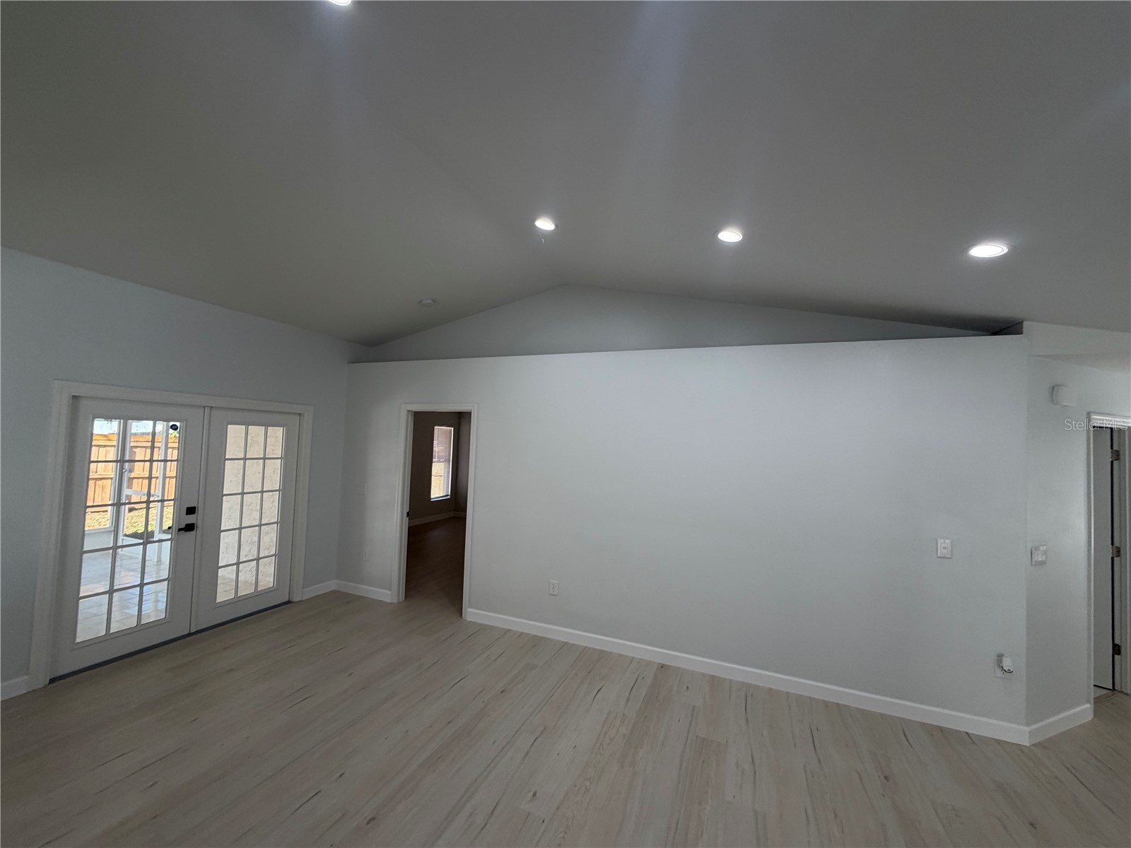 6928 43rd Court E Sarasota FL 34243 A4676085 image62