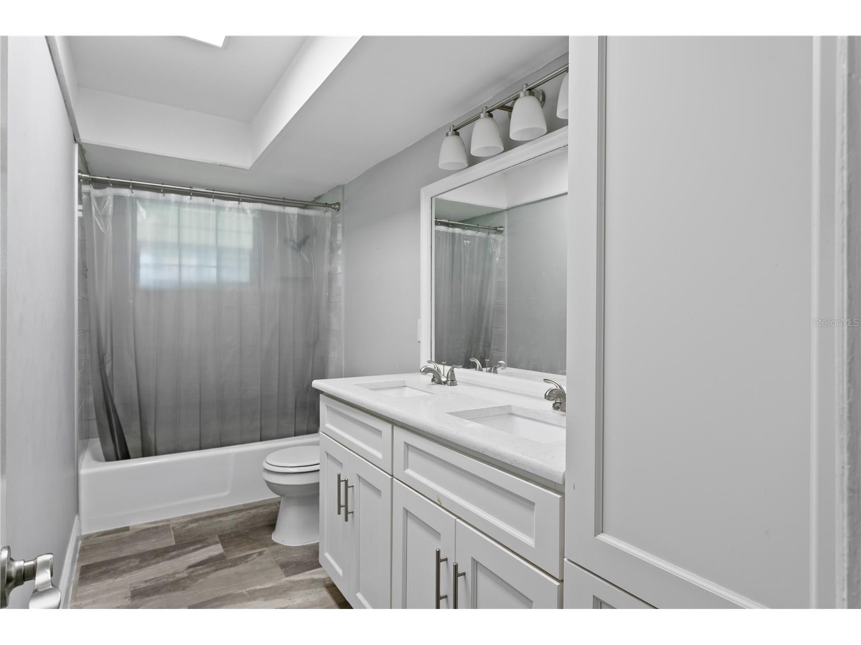 6928 Greenhill Place Tampa FL 33617 TB8523303 image22