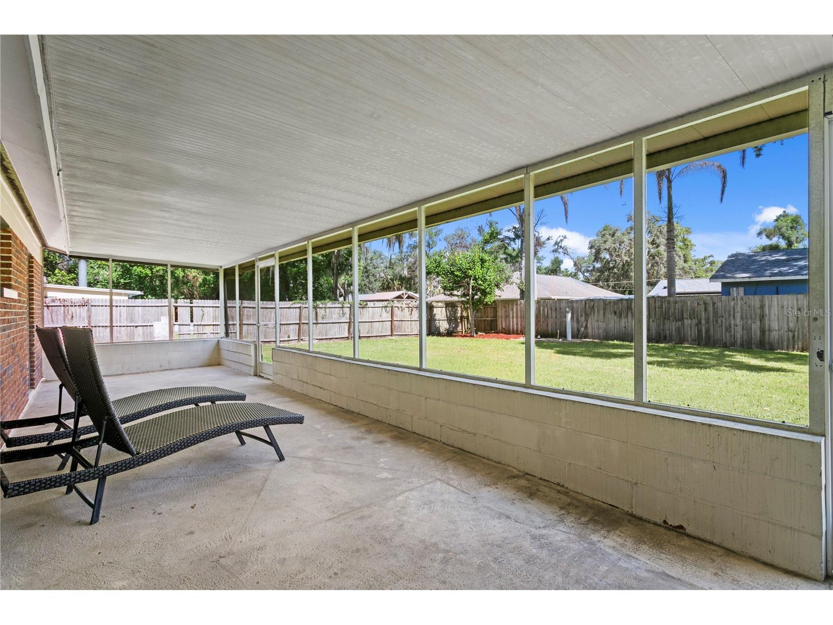 6928 Greenhill Place Tampa FL 33617 TB8523303 image28