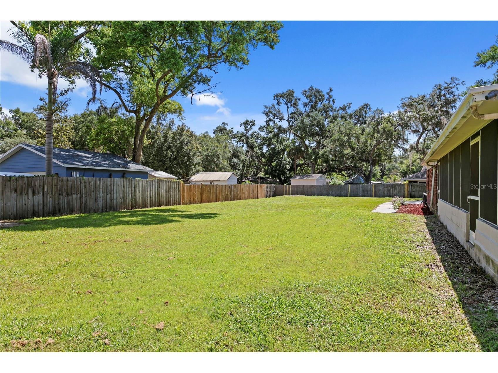 6928 Greenhill Place Tampa FL 33617 TB8523303 image30