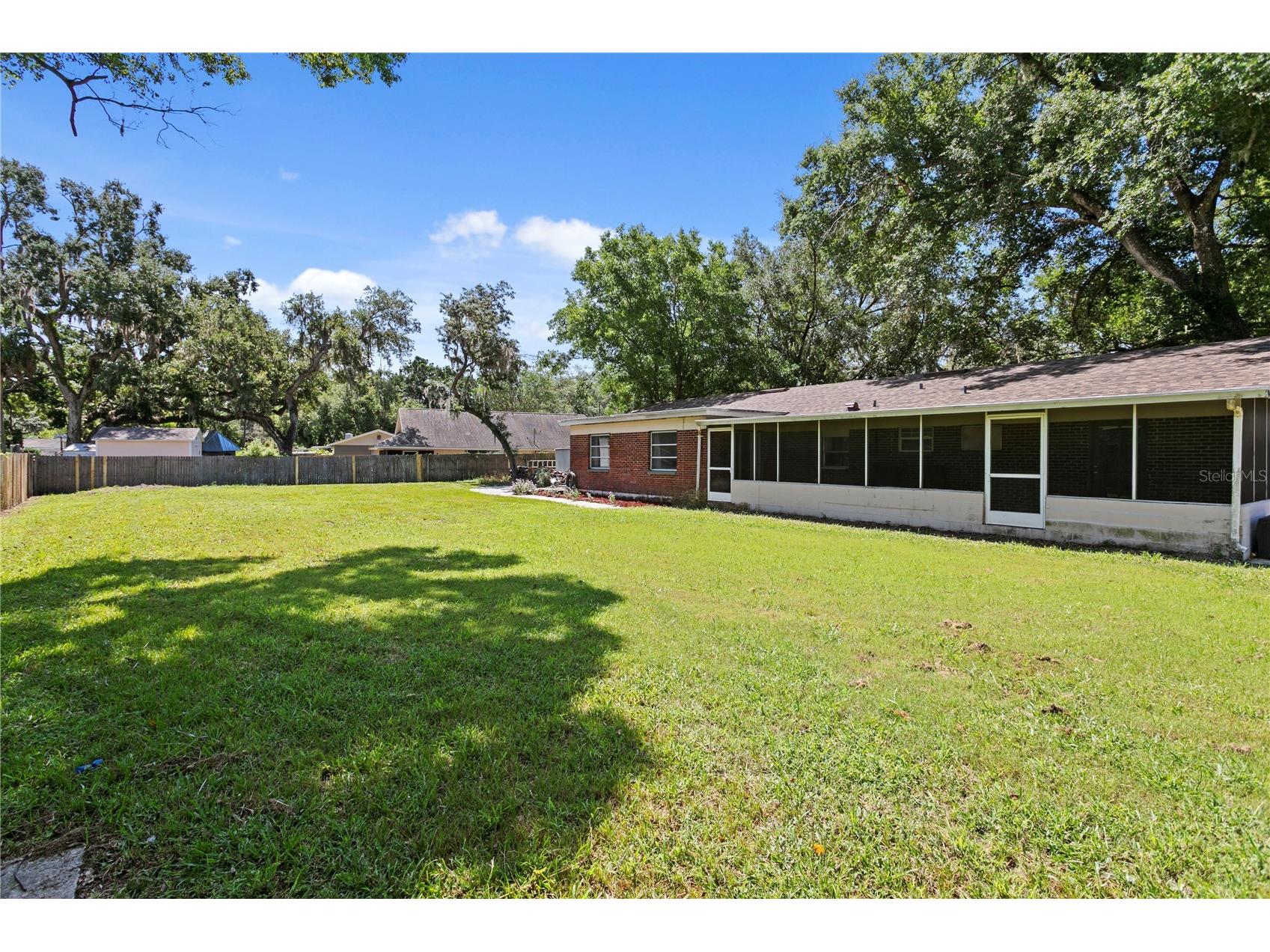 6928 Greenhill Place Tampa FL 33617 TB8523303 image31