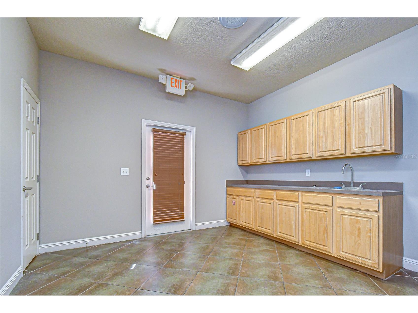 6928 W Linebaugh Avenue Tampa FL 33625 TB8463214 image12