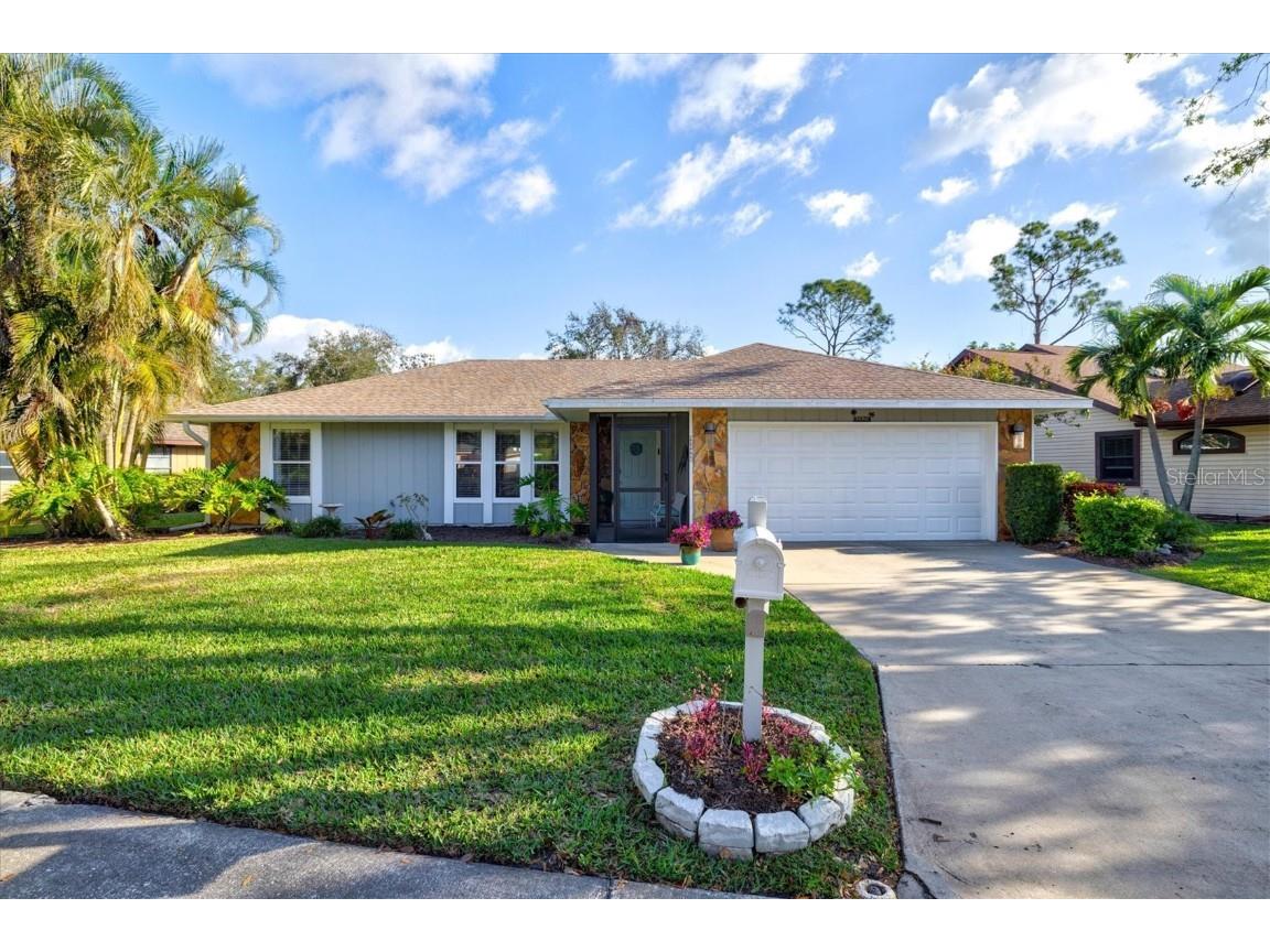 6929 Arbor Oaks Circle Bradenton FL 34209 A4641953 image1