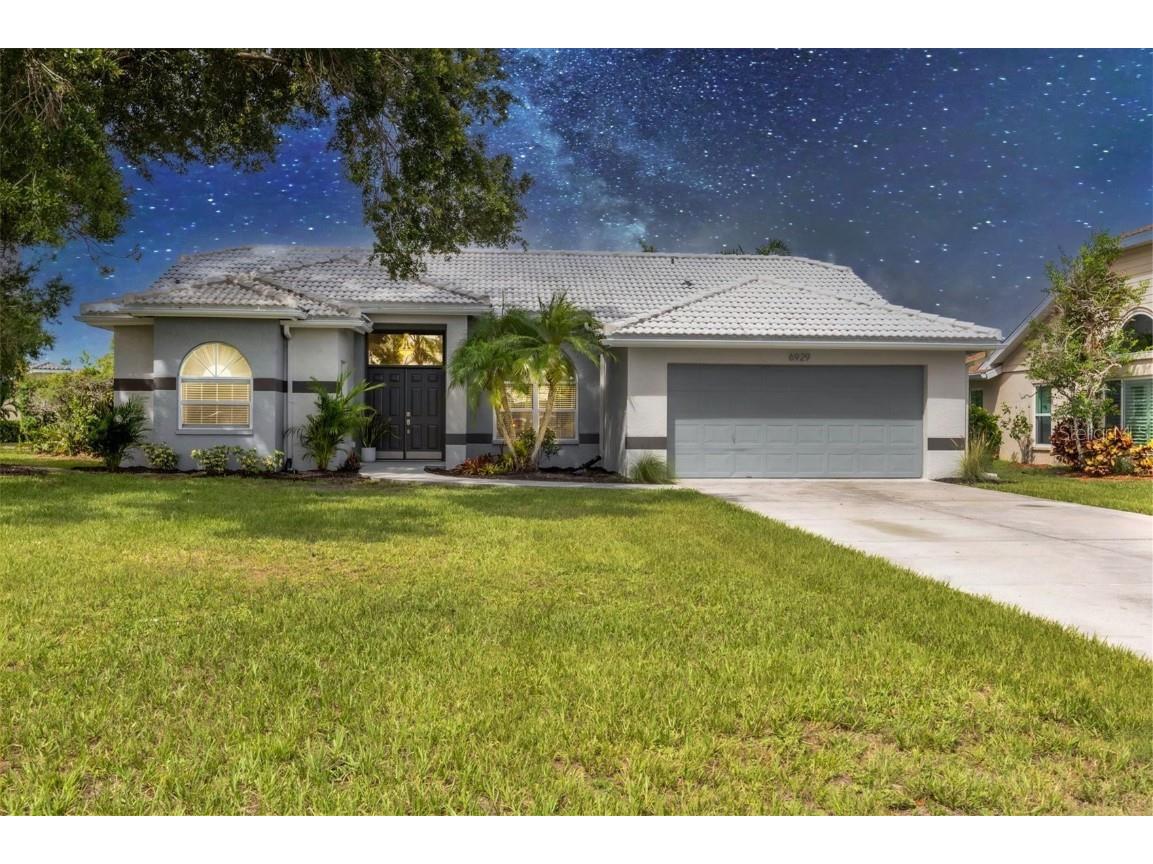 6929 Stetson Street Circle Sarasota FL 34243 A4655437 image1