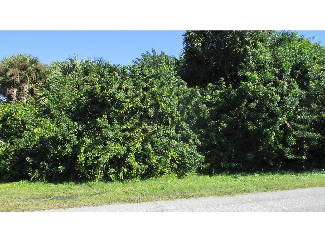 693 Biscayne Drive Port Charlotte FL 33953 N6119304 image1