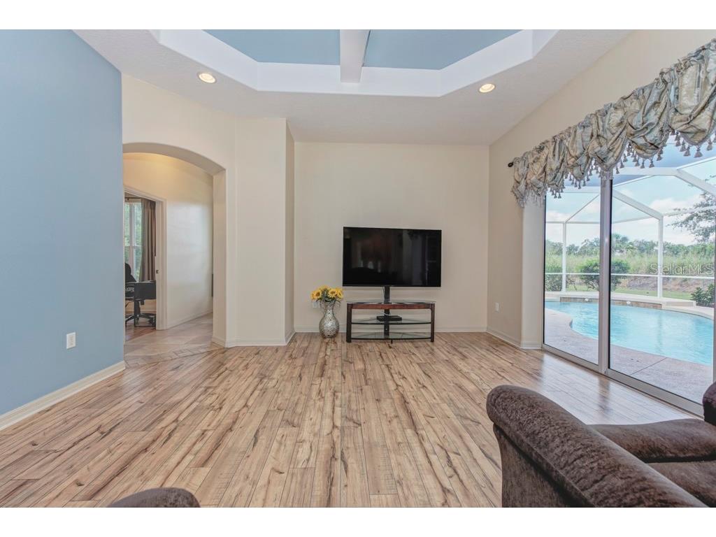 6930 69th Street E Palmetto FL 34221 A4699289 image18