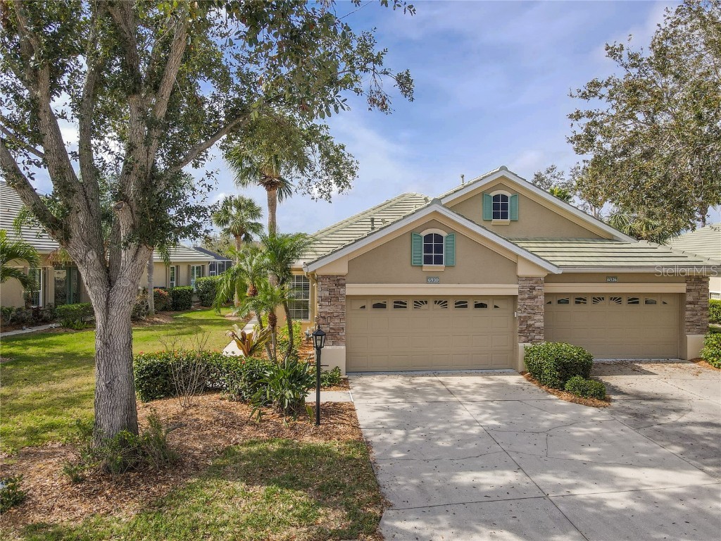6930 Mystic Lane Sarasota FL 34243 A4641247 image1