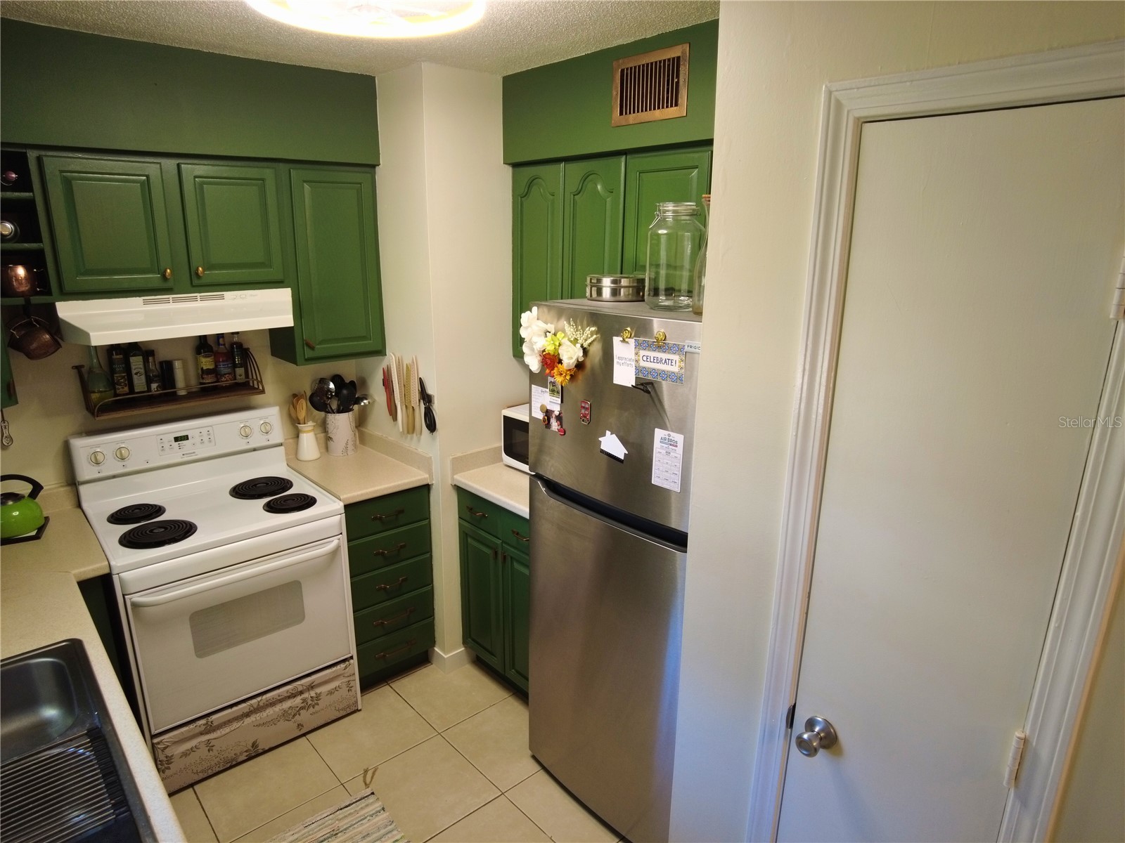 6930A Place De La Paix #2B South Pasadena FL 33707 TB8474068 image8