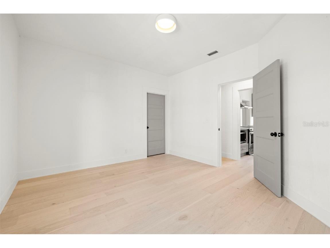 6931 3rd Street N Saint Petersburg FL 33702 TB8359008 image13