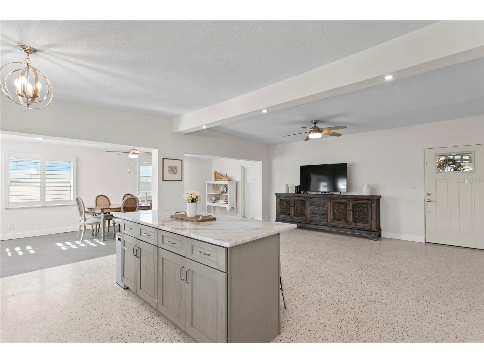 6931 Grande Vista Way S Saint Petersburg FL 33707 TB8493614 image10