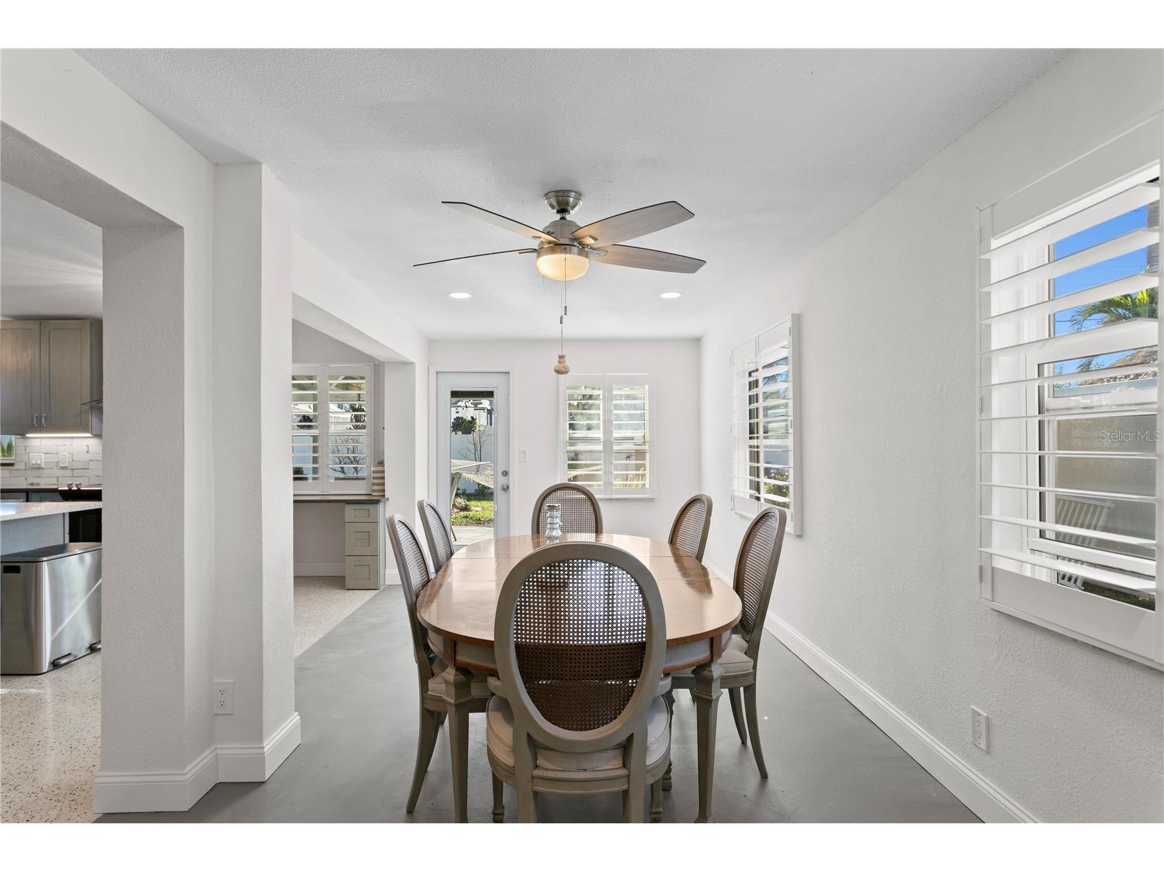 6931 Grande Vista Way S Saint Petersburg FL 33707 TB8493614 image13
