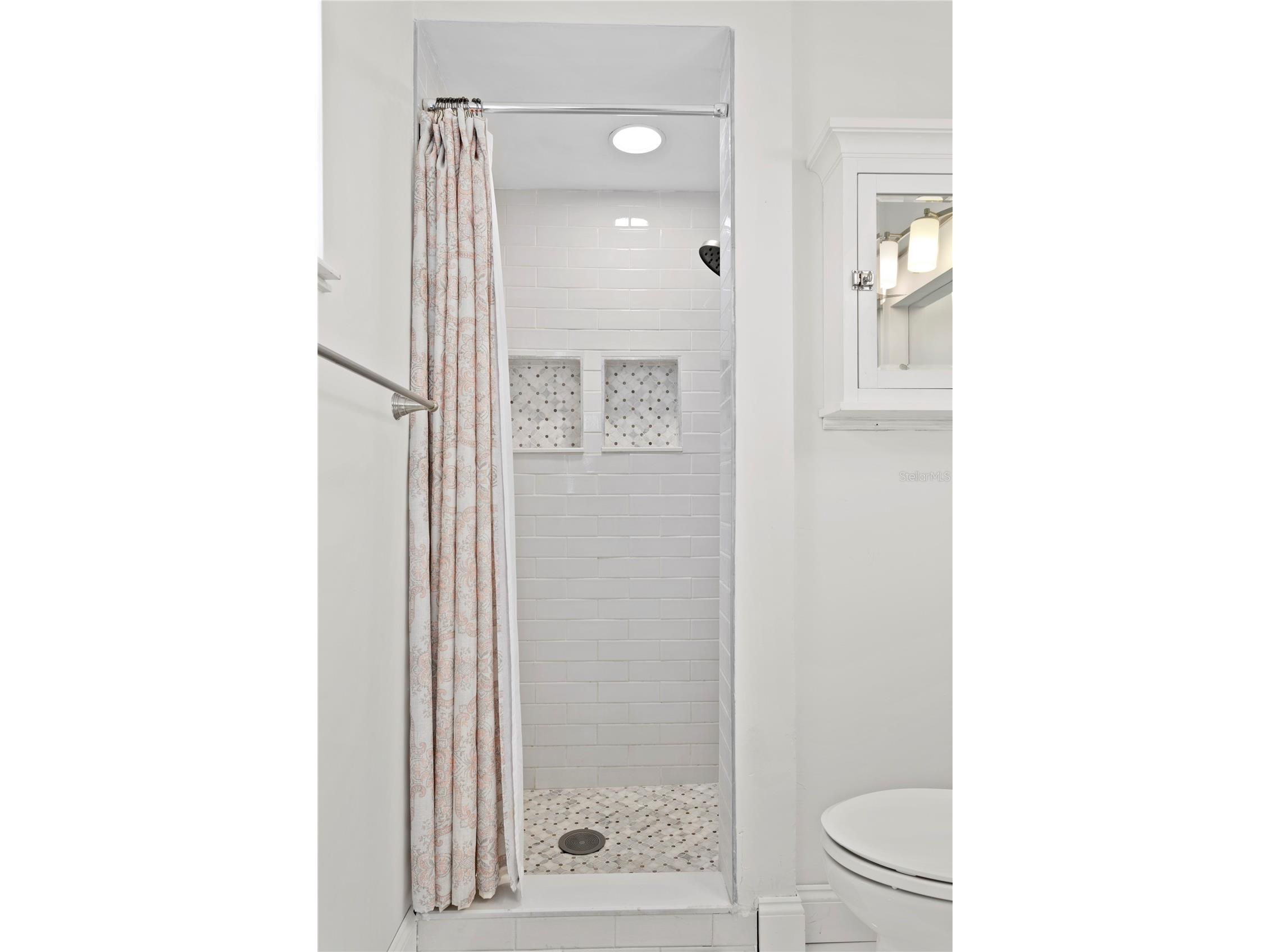6931 Grande Vista Way S Saint Petersburg FL 33707 TB8493614 image18