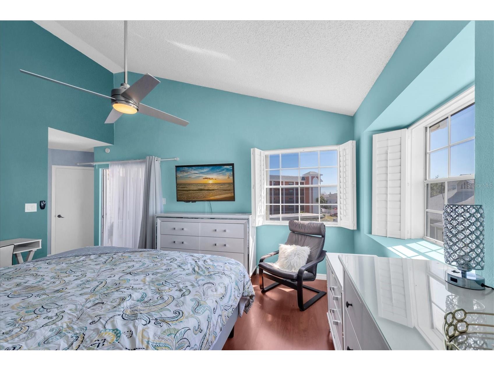 6931 Stones Throw Circle N #5302 Saint Petersburg FL 33710 TB8475800 image17