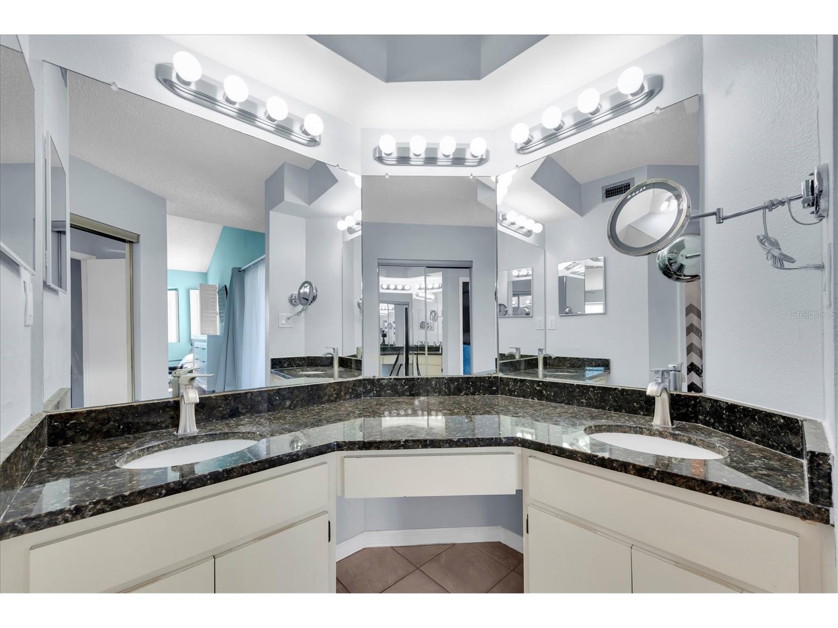 6931 Stones Throw Circle N #5302 Saint Petersburg FL 33710 TB8475800 image19