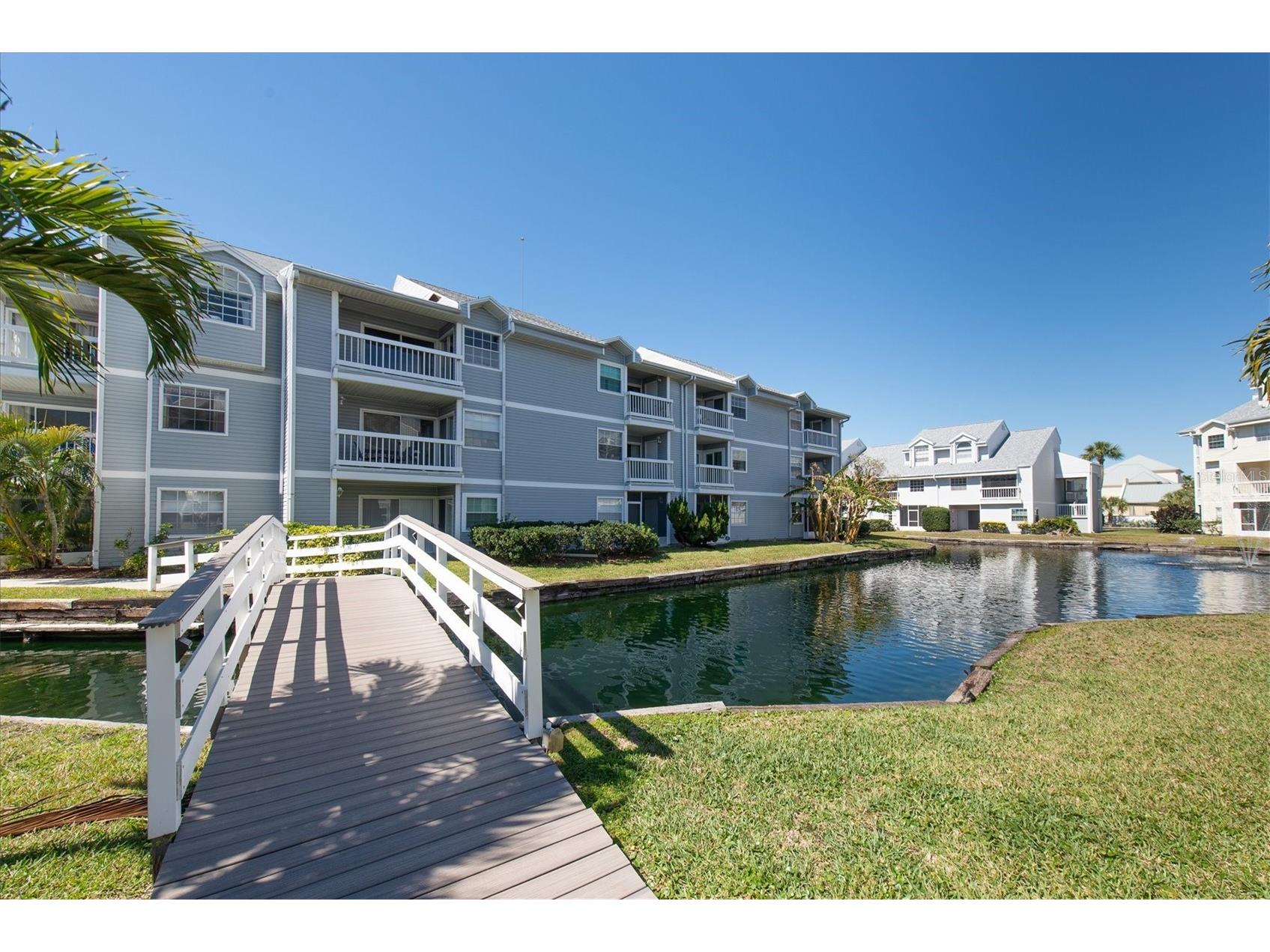 6931 Stones Throw Circle N #5302 Saint Petersburg FL 33710 TB8475800 image32