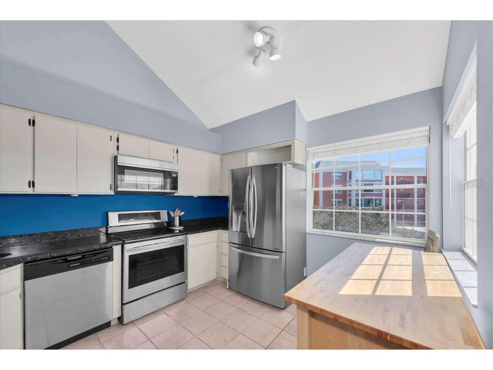 6931 Stones Throw Circle N #5302 Saint Petersburg FL 33710 TB8475800 image8