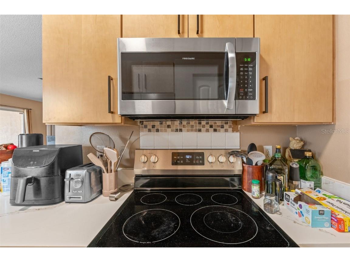 6932 43rd Court E Sarasota FL 34243 A4662581 image10