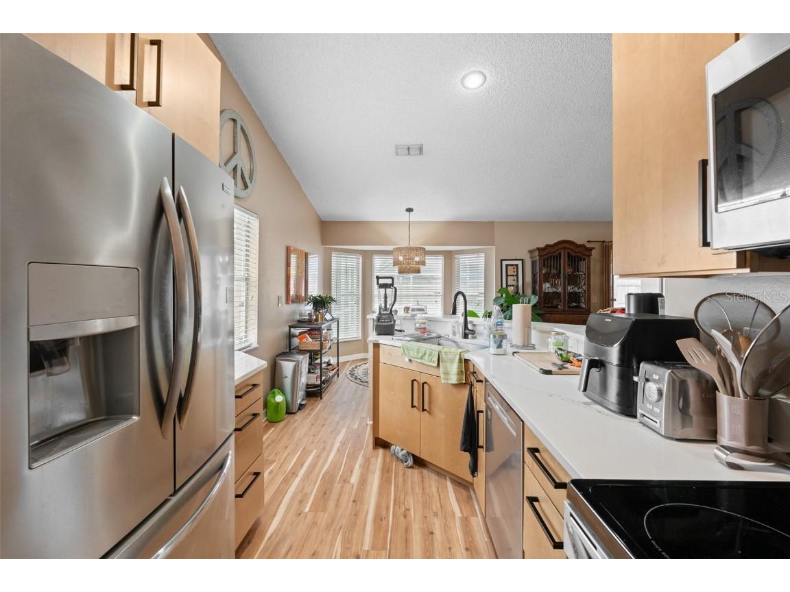 6932 43rd Court E Sarasota FL 34243 A4662581 image11