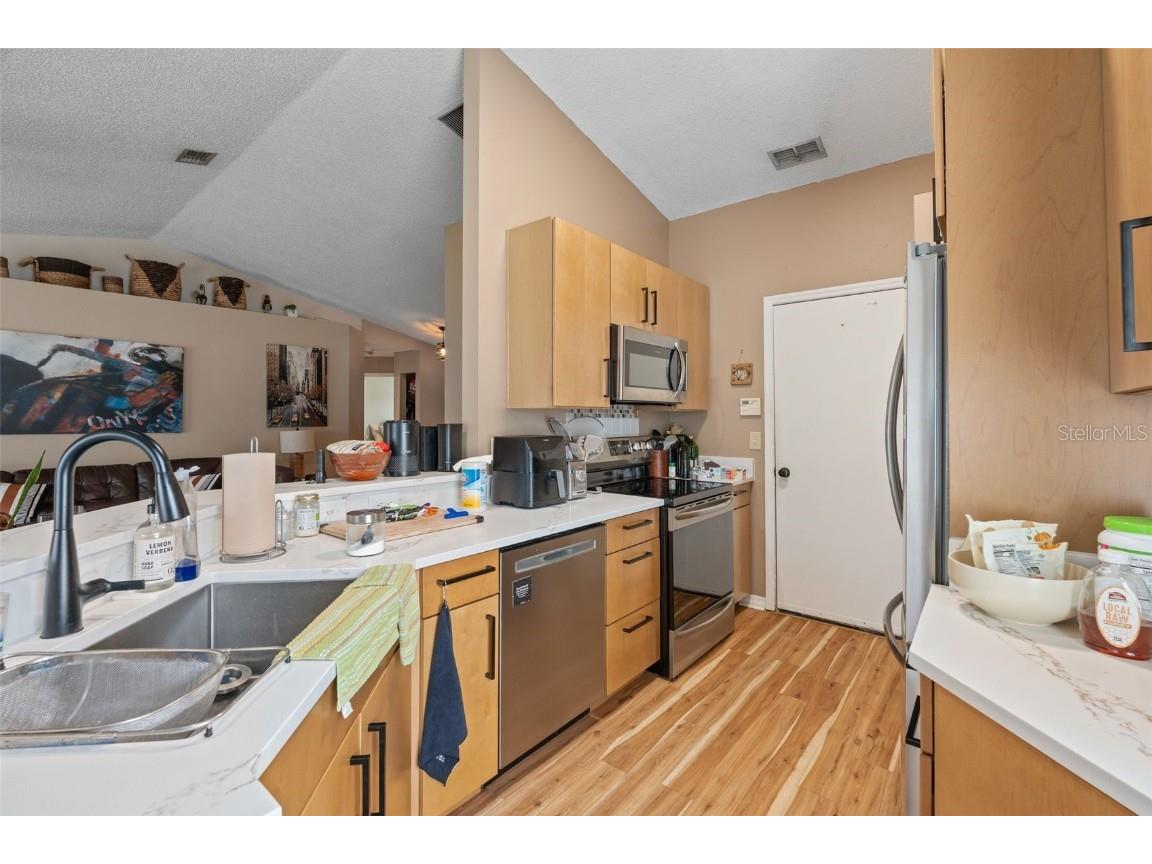 6932 43rd Court E Sarasota FL 34243 A4662581 image4