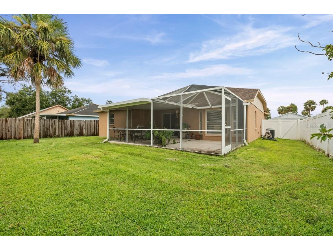 6932 43rd Court E Sarasota FL 34243 A4662581 image5