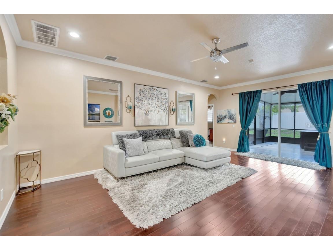 6932 Gray Catbird Loop Wesley Chapel FL 33545 S5128607 image3