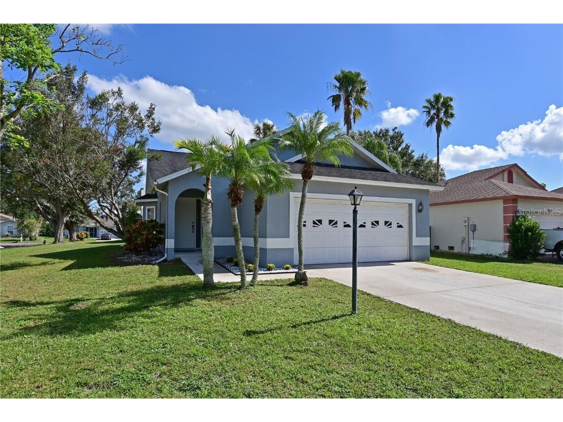 6933 42nd Court E Sarasota FL 34243 A4550152 image1