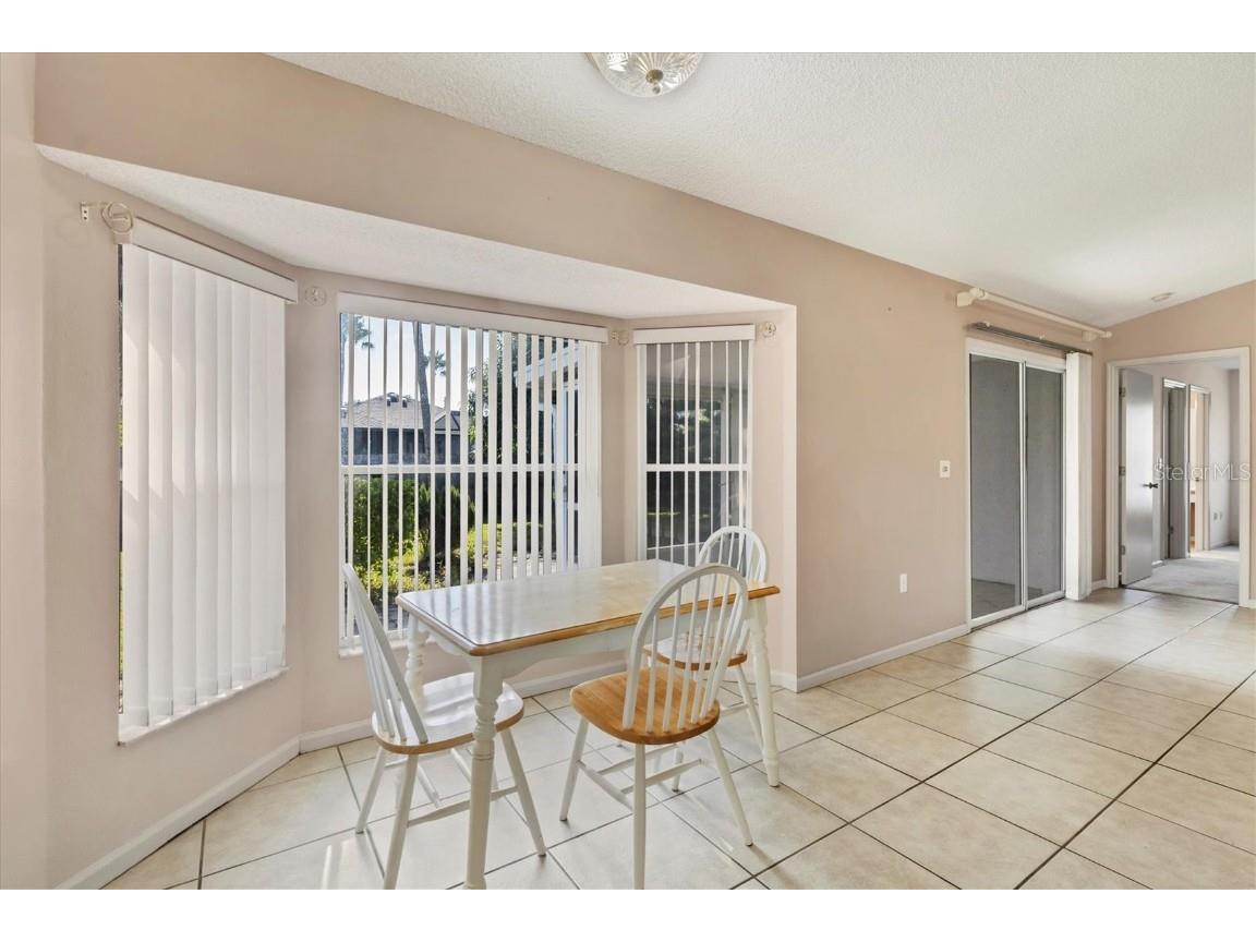 6933 43rd Court E Sarasota FL 34243 A4624349 image11