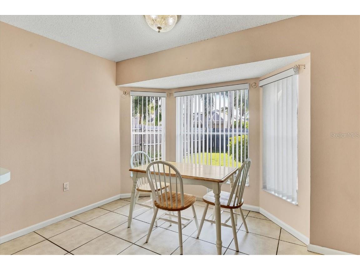 6933 43rd Court E Sarasota FL 34243 A4624349 image12