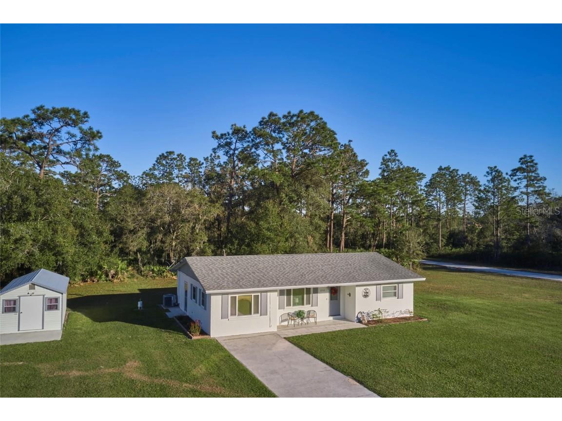 6933 Lake Haven Drive Indian Lake Estates FL 33855 - LAKE WALK IN WATER T3423049 image1
