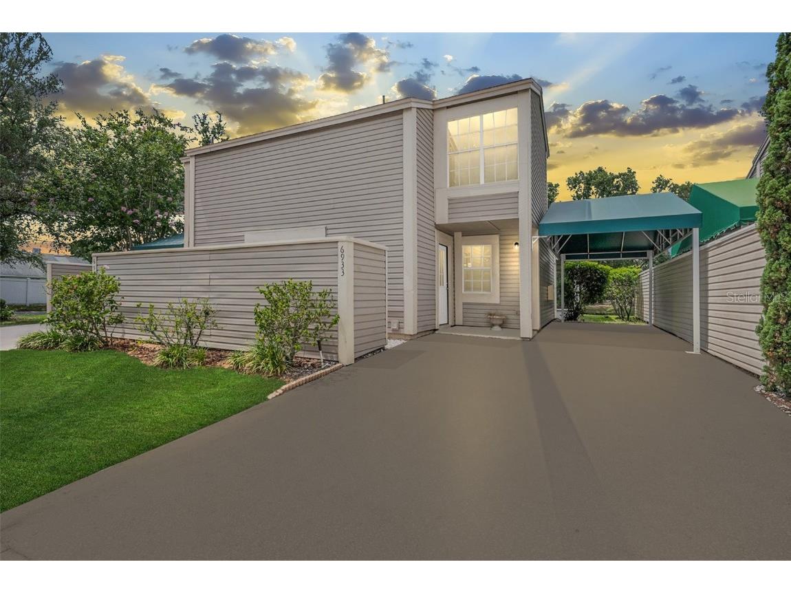 6933 Lake Place Court Tampa FL 33634 - LAKE PLACE TB8404362 image1