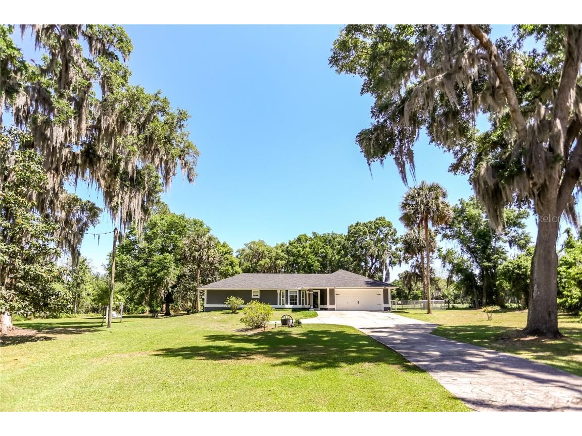 6933 SE 226th Drive Hawthorne FL 32640 - Johnson Lake GC530254 image1