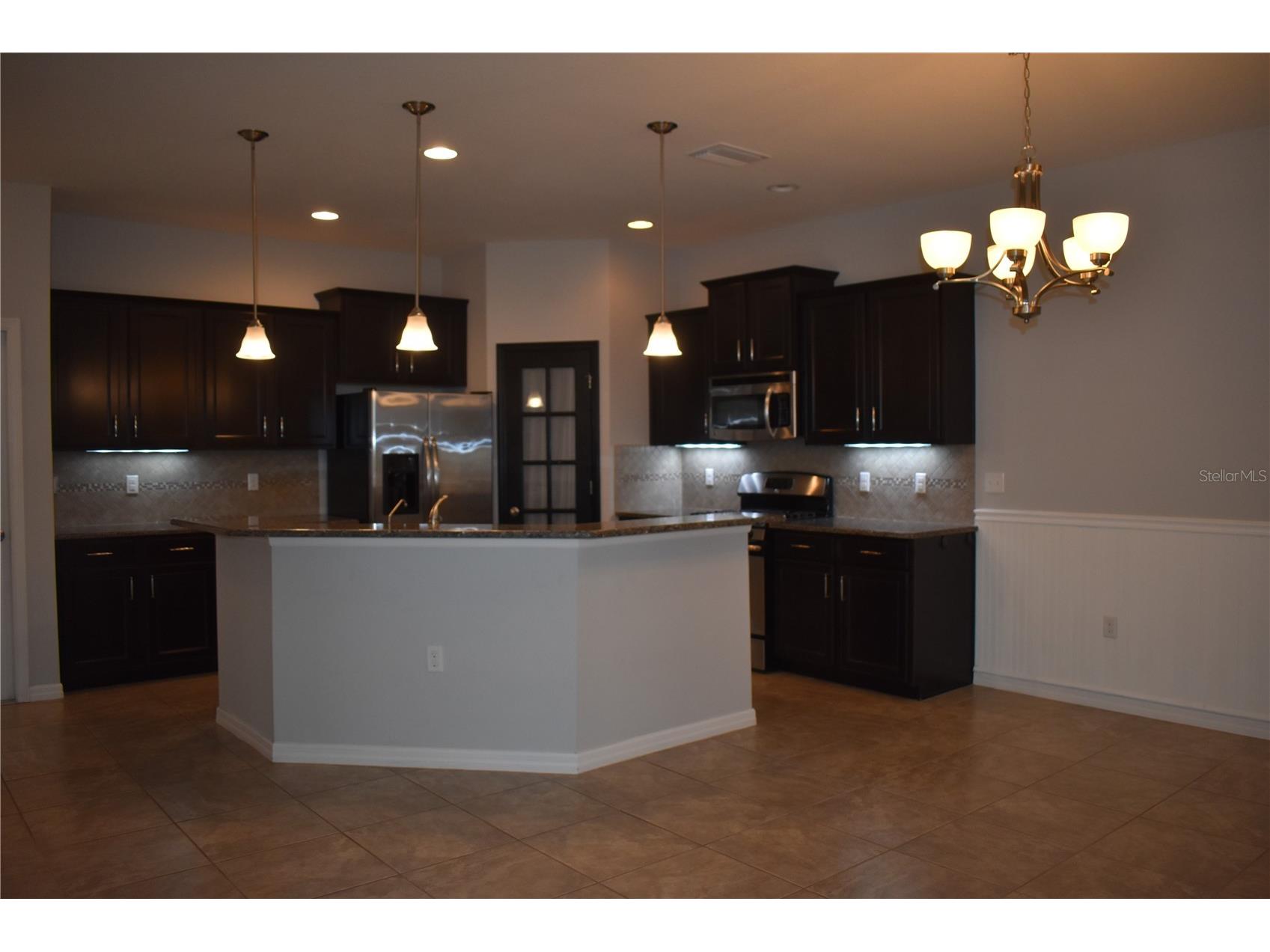 6933 Surrey Hill Place Apollo Beach FL 33572 TB8454314 image3