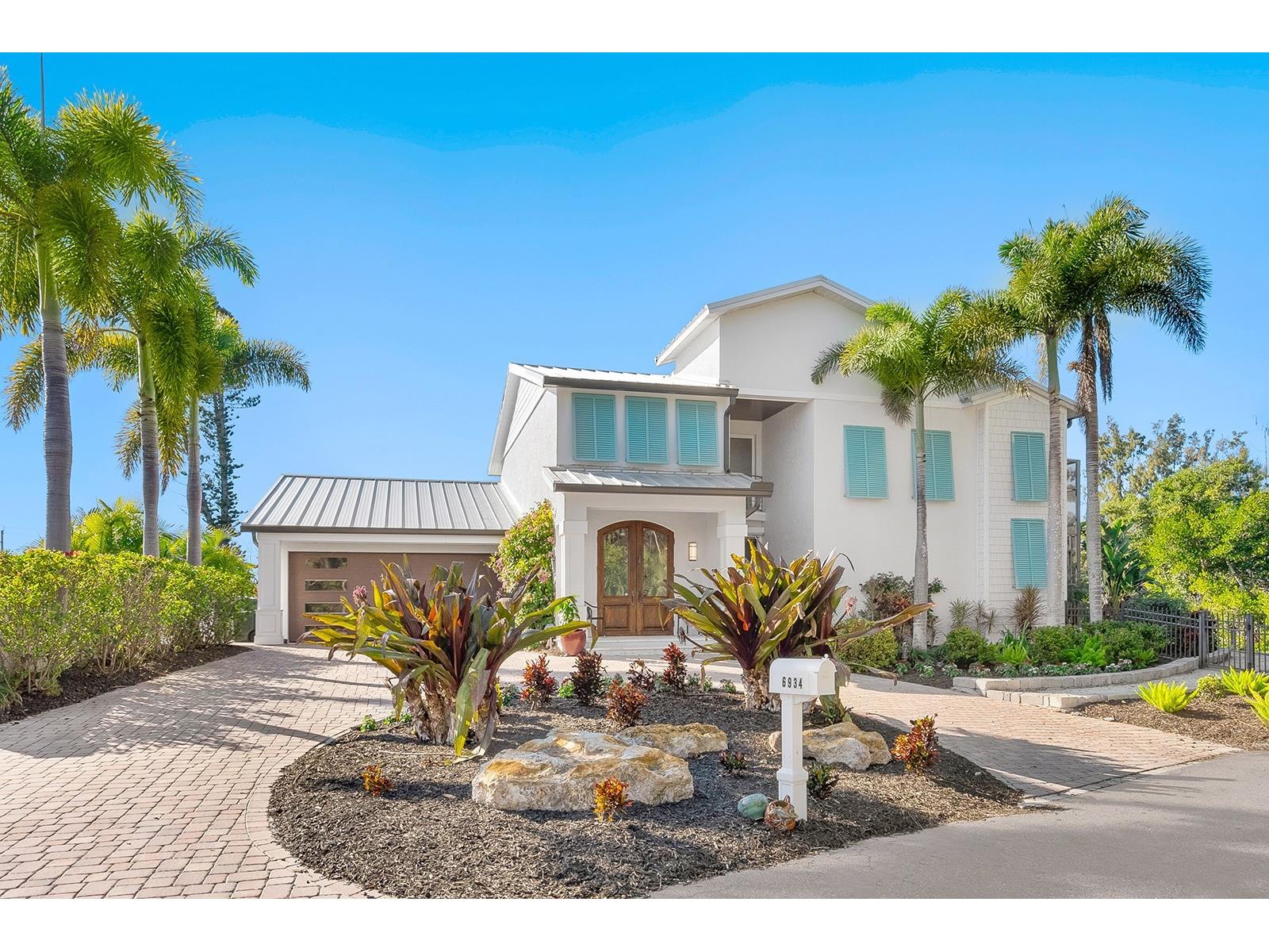 6934 Belgrave Drive Siesta Key FL 34242 A4681768 image1