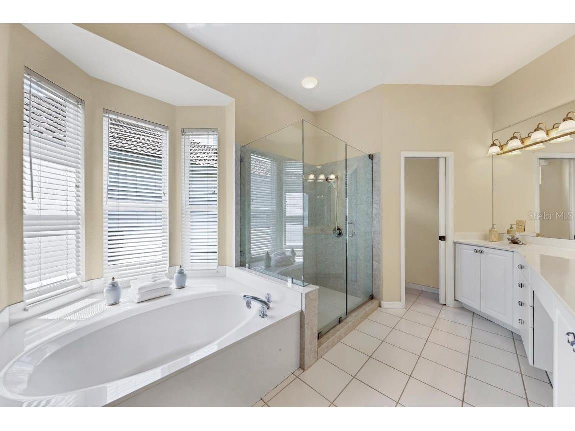 6935 Lennox Place University Park FL 34201 A4660605 image14