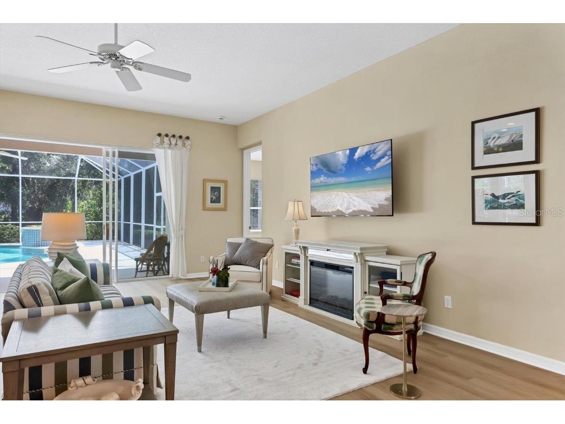 6935 Lennox Place University Park FL 34201 A4660605 image4