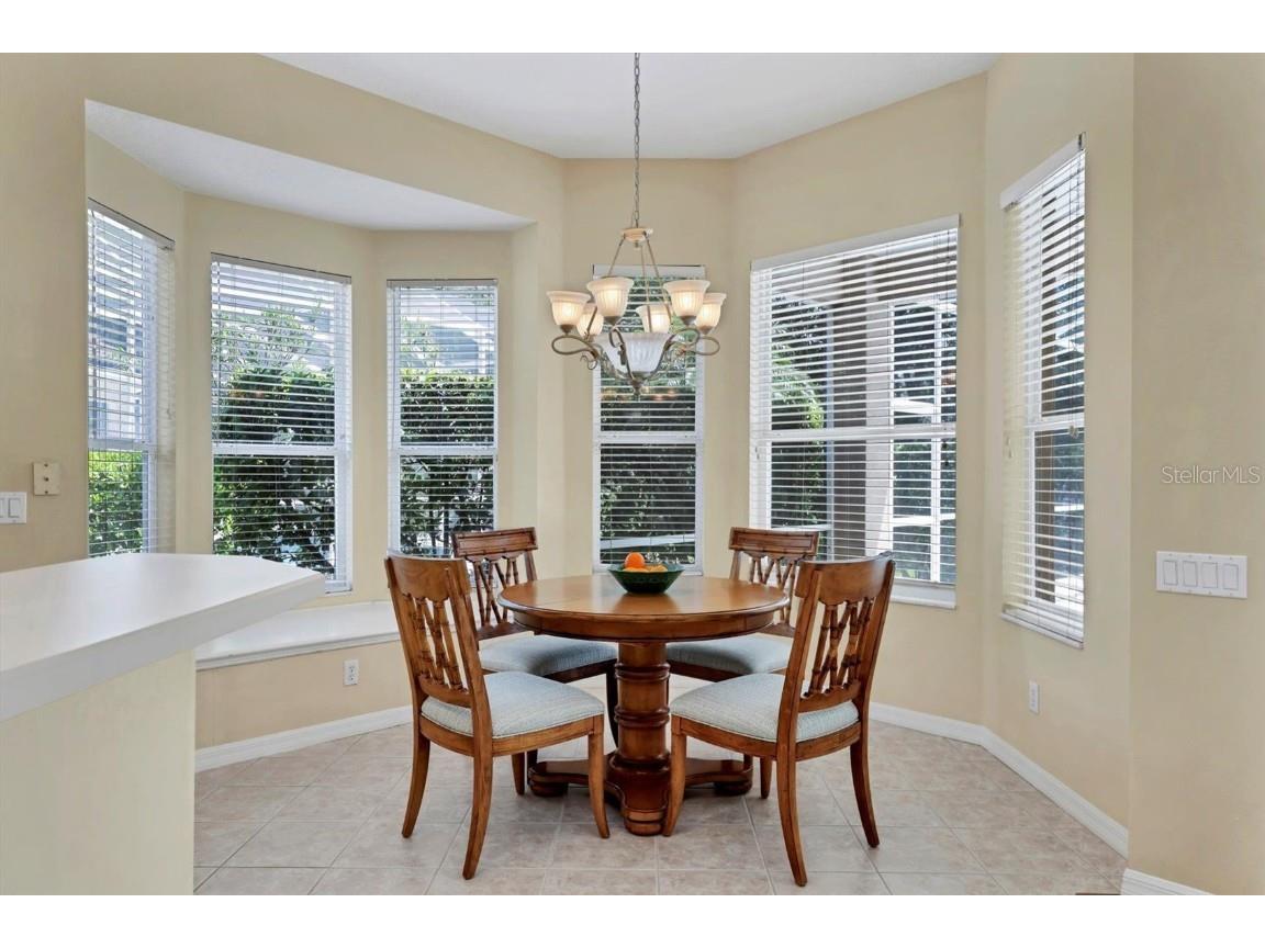 6935 Lennox Place University Park FL 34201 A4660605 image9