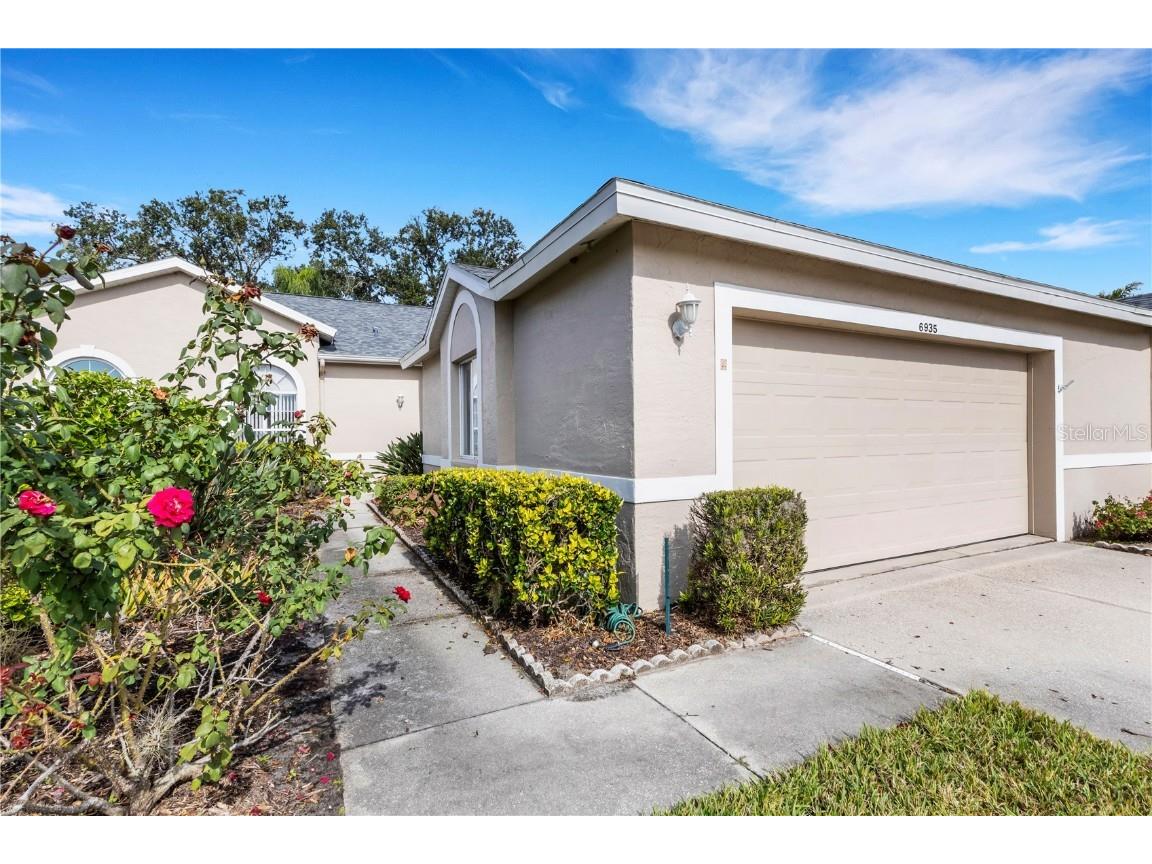 6935 Stoneywalk Court Bradenton FL 34203 A4671405 image1
