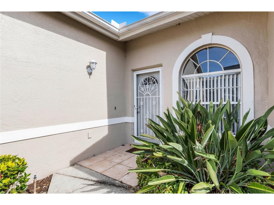 6935 Stoneywalk Court Bradenton FL 34203 A4671405 image3