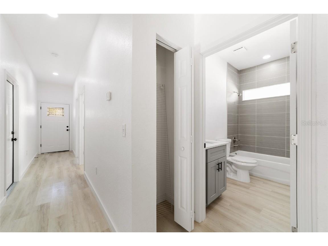 6937 SE 23rd Avenue Ocala FL 34480 OM715426 image26