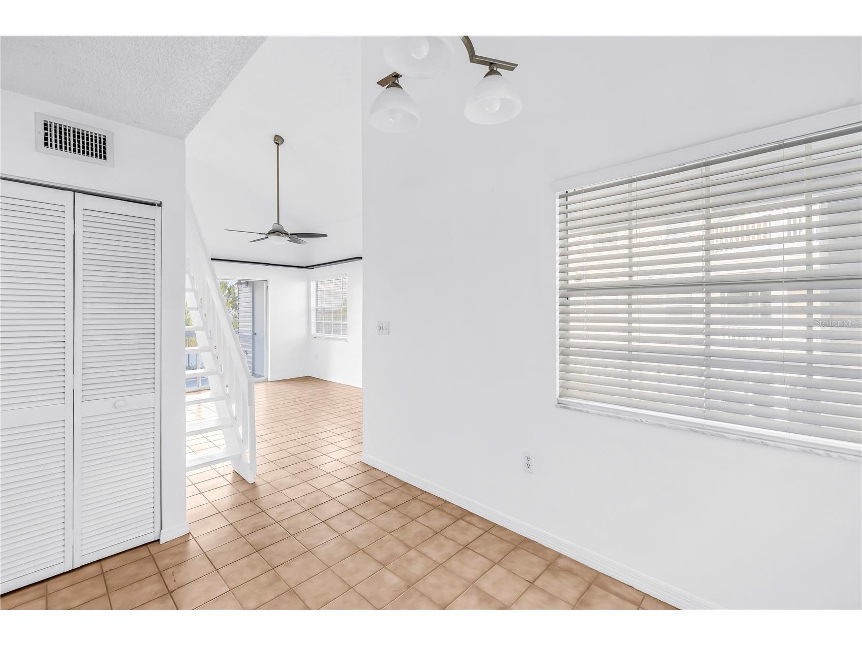 6939 Stones Throw Circle N #6206 Saint Petersburg FL 33710 TB8494018 image10
