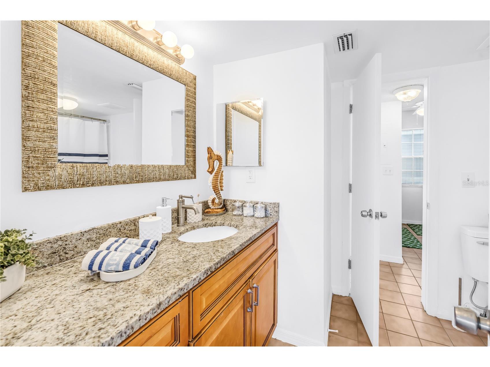 6939 Stones Throw Circle N #6206 Saint Petersburg FL 33710 TB8494018 image21
