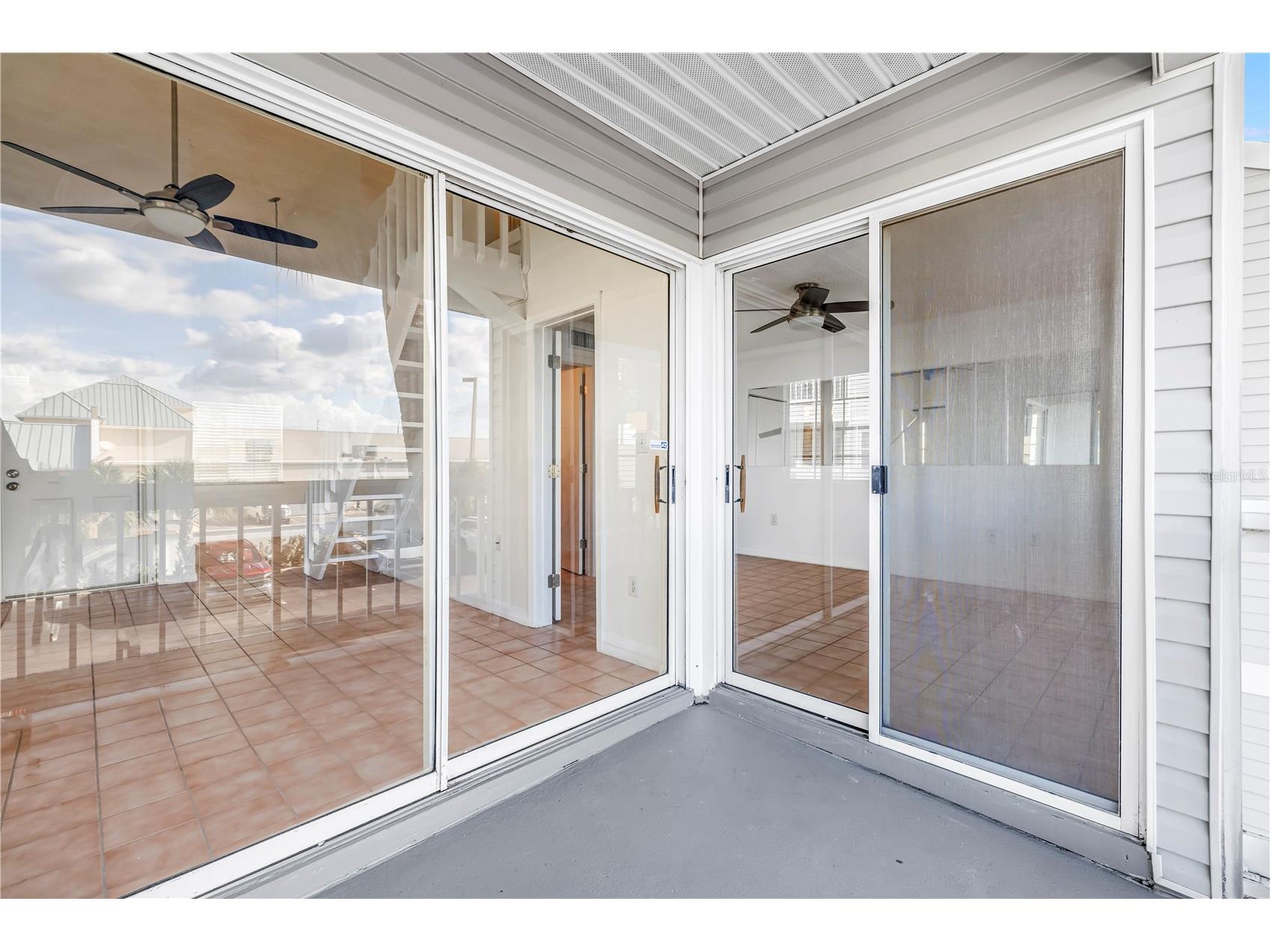 6939 Stones Throw Circle N #6206 Saint Petersburg FL 33710 TB8494018 image6