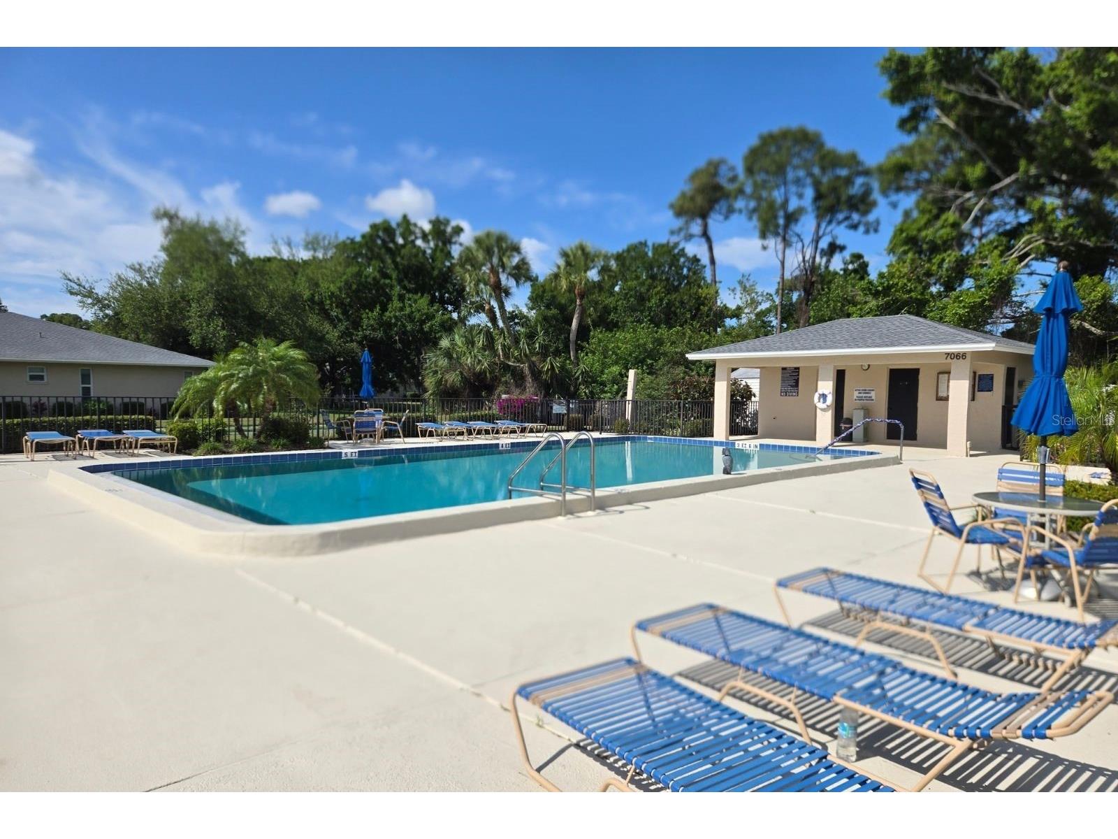6939 W Country Club Drive N #156 Sarasota FL 34243 A4690431 image27