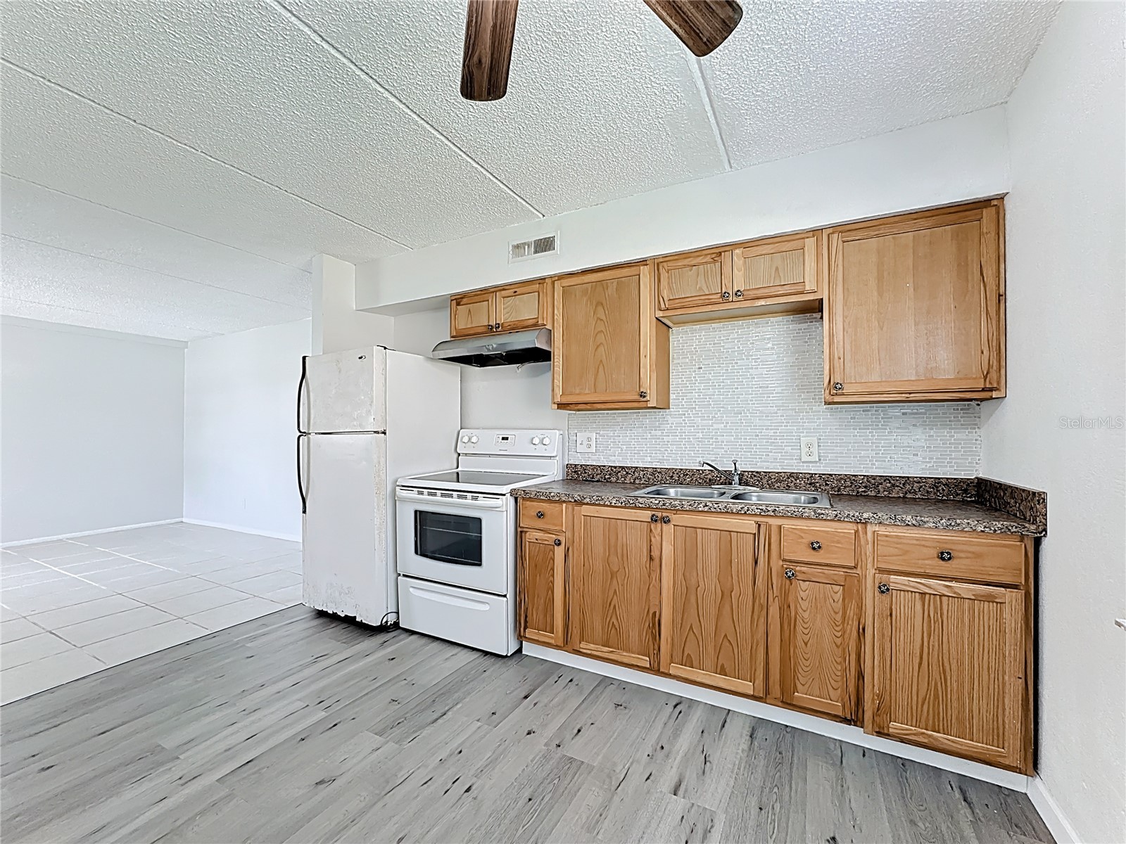 694 Michigan Court #4 Saint Cloud FL 34769 O6376387 image9