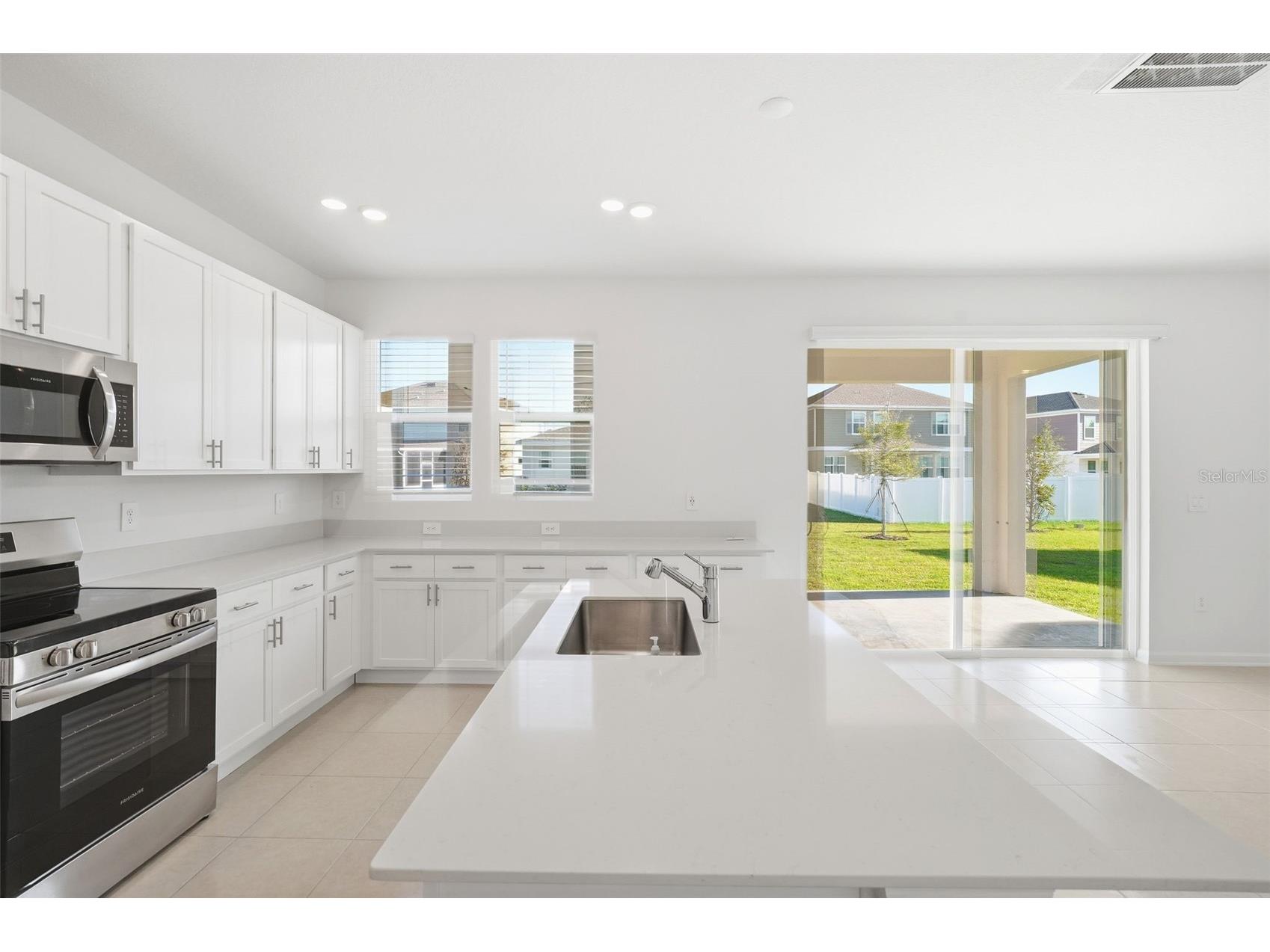 694 Peroni Avenue Debary FL 32713 V4947758 image15