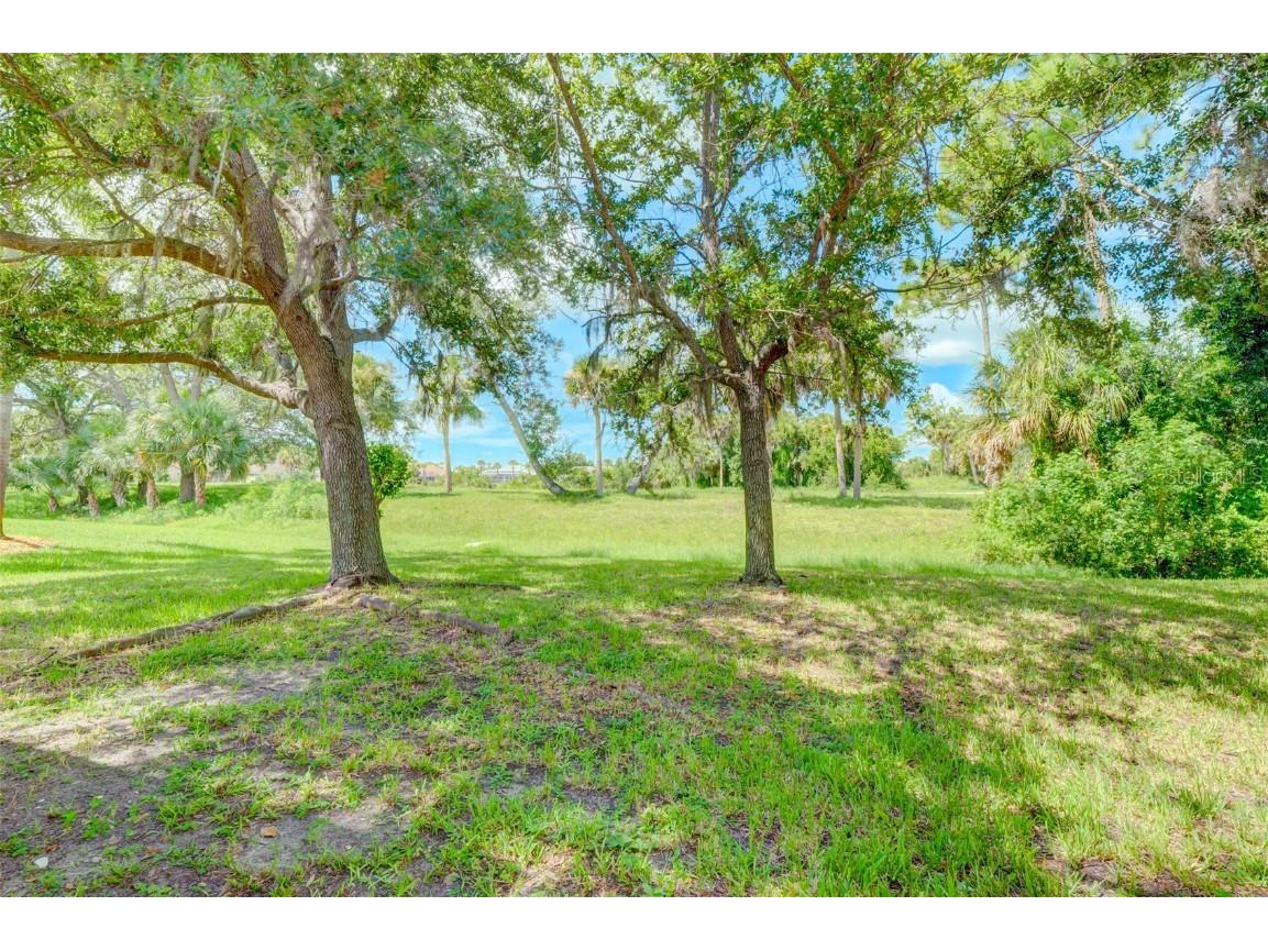694 Rotonda Circle Rotonda West FL 33947 D6143285 image3