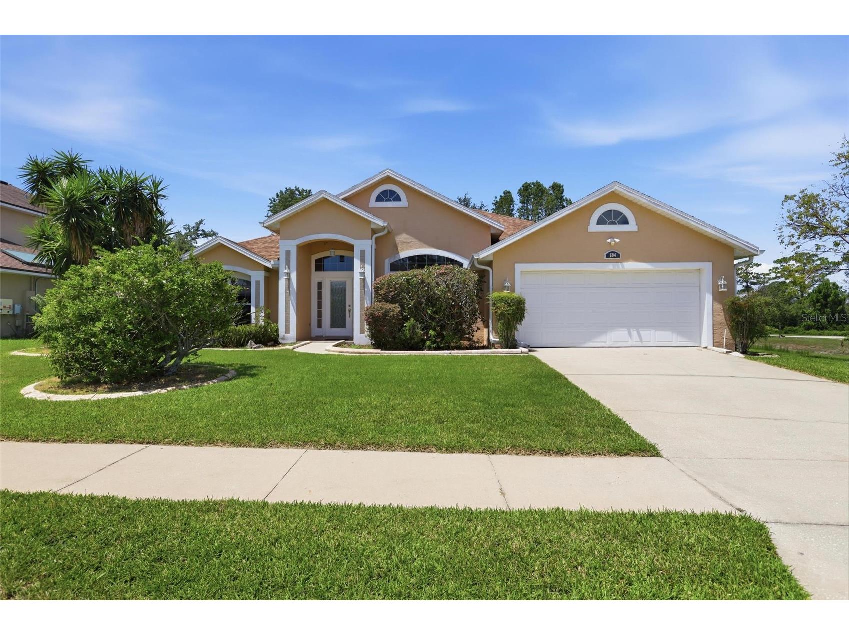 694 Shawsbury Way Deltona FL 32725 V4949288 image2