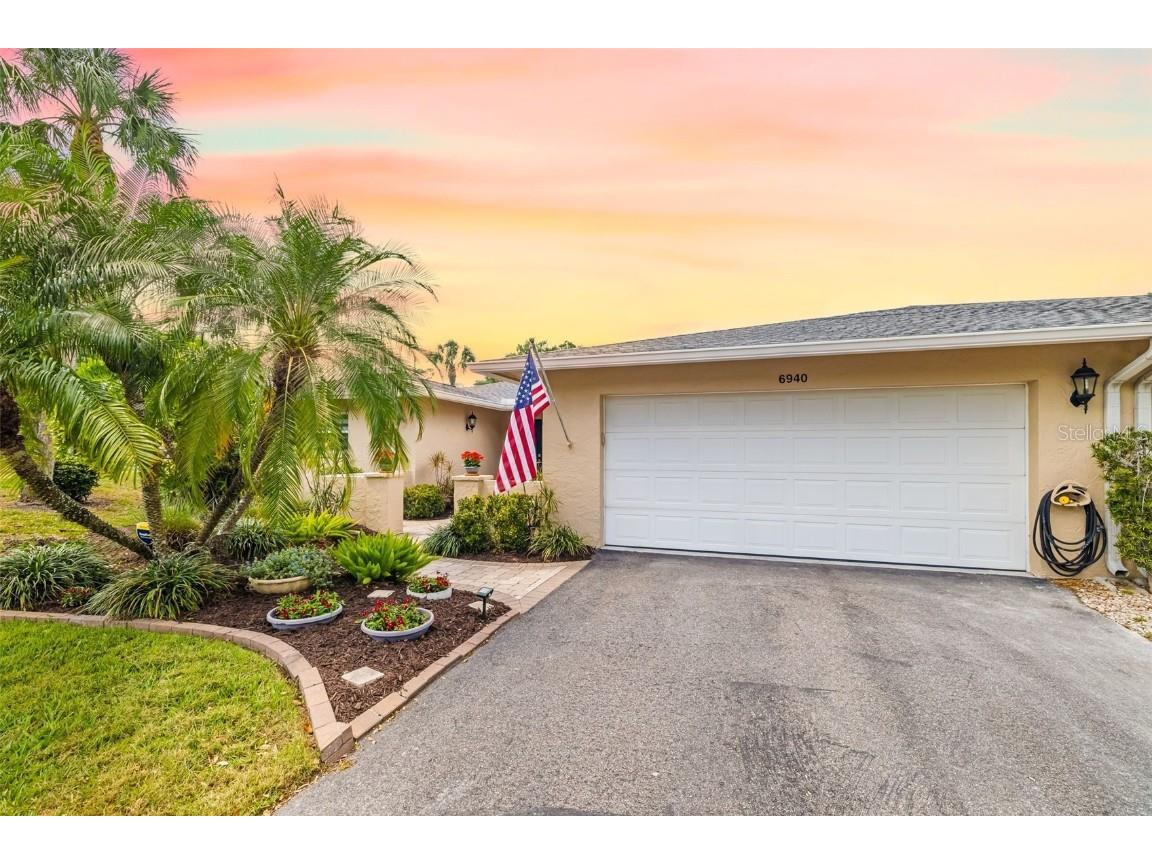 6940 W Country Club Drive N #V-77 Sarasota FL 34243 A4648037 image1